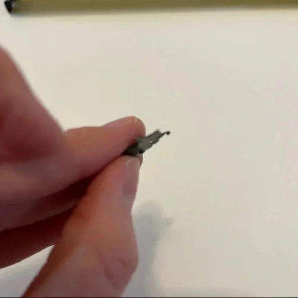 VINTAGE SOLID SILVER TEDDY BEAR IN A TEACUP TEA CUP PENDANT / CHARM *FLAW - Picture 3 of 5